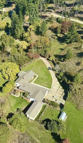 Redwood Ranch Retreat | Near Avenue of the Giants