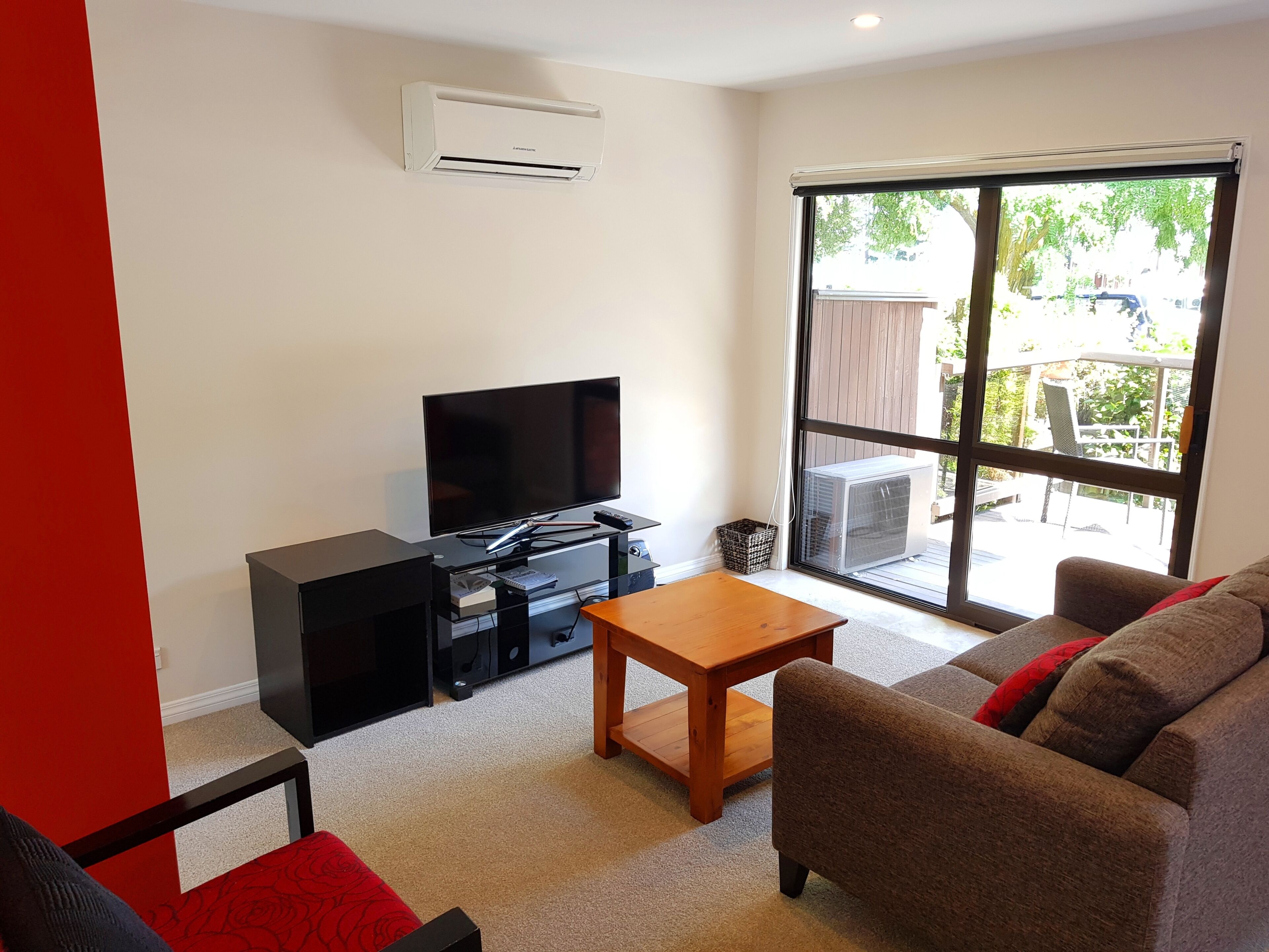 Townhouse Eksekutif, 2 kamar tidur, pemandangan halaman | Area keluarga