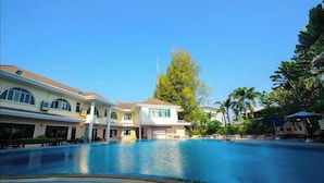 Utomhuspool