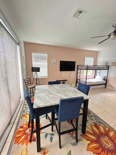 Villa Dolphin - Cape Coral