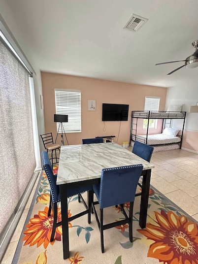 Villa Dolphin - Cape Coral