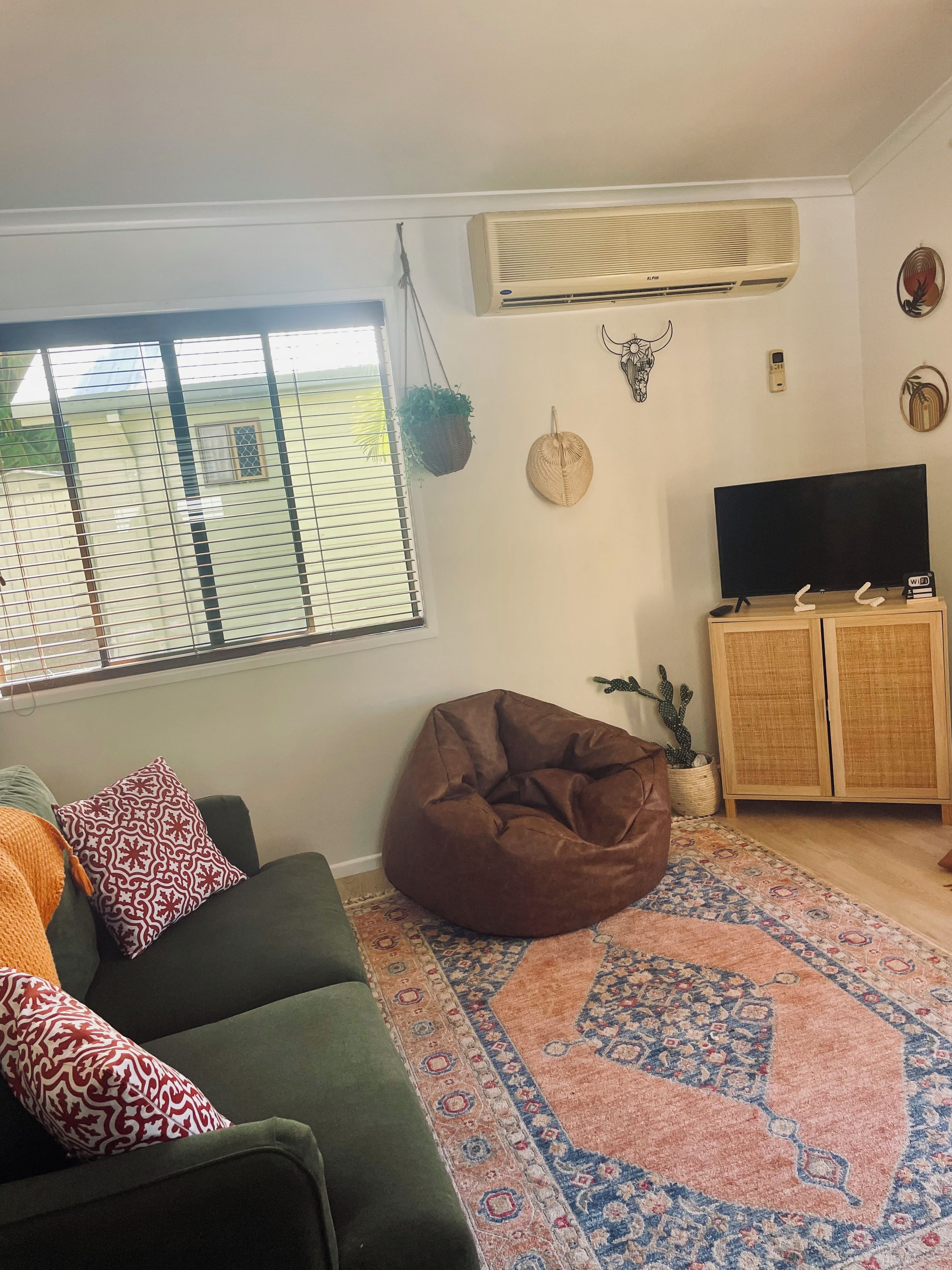 Cabaña De Playa | Spanish-inspired  Family/friendly Beach Villa | Haliday Bay - Queensland