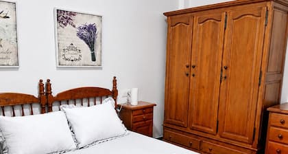 🏖️ Spacious 4-bedroom apartment just a short walk from the beach. ☀️