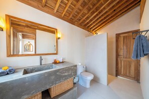 Villa, 2 Schlafzimmer, eigener Pool | Badezimmer