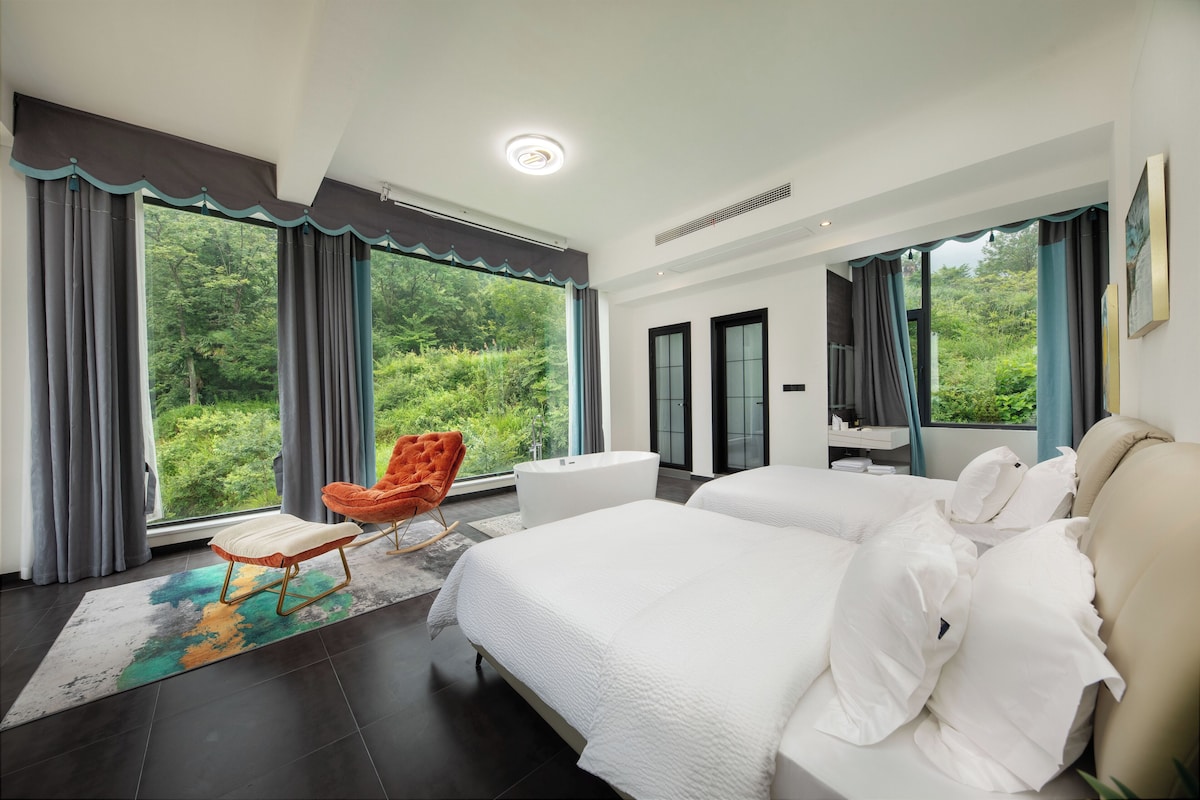 Comfort Twin Room