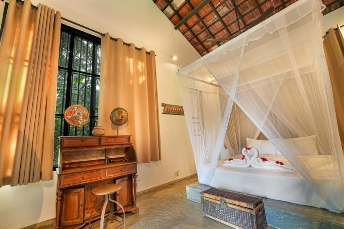 Villa, Balcony, Garden View | In-room safe