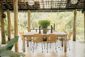 Outdoor dining - Huma Terra Lodge (Hikkaduwa)