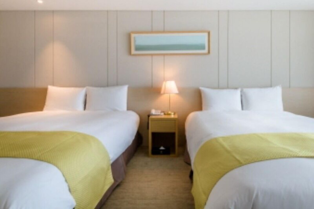 Family Twin Room