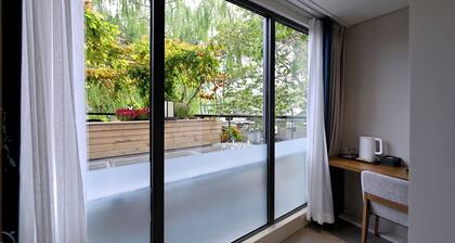 Xihai Bamboo Yard Courtyard