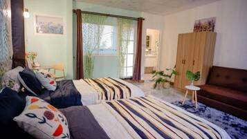 Deluxe Twin Room, Balcony, Garden View