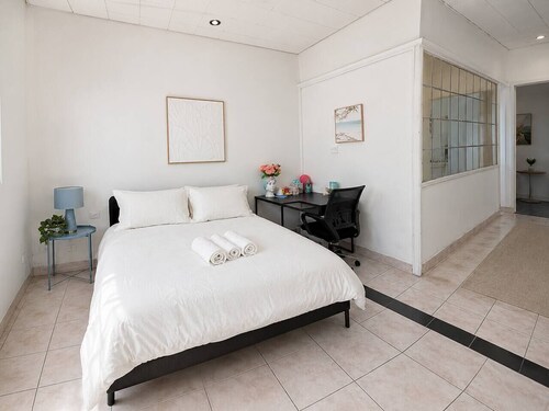 Cozy Private Room in the Heart of Marrickville