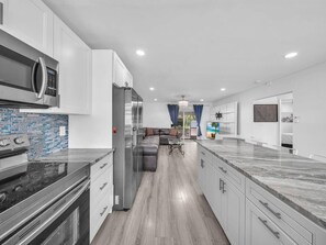 Private kitchen - Luxurious Waterfront Property with Private Lagoon (Wilton Manors)