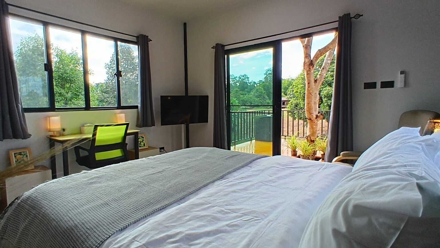 Wifi gratis y ropa de cama