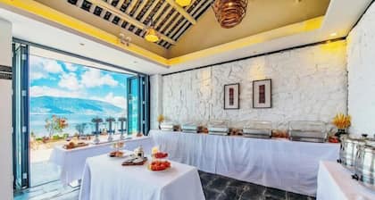 Dali Xinlongju Sea View Hotel
