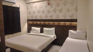 Deluxe Suite | Free WiFi