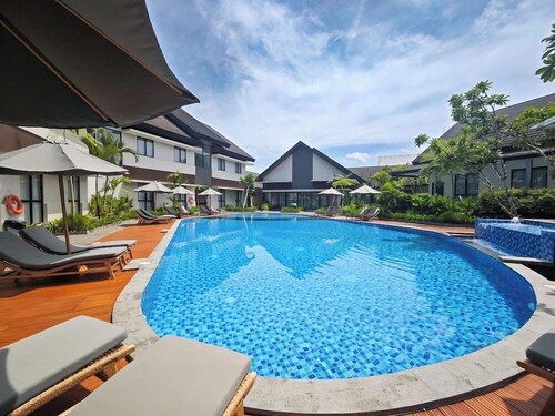 Azana Garden Hill Resort