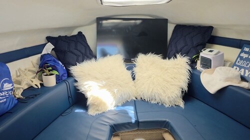 #CopperTides: 24’ Cozy Cruiser w/ Bath, Bed & A/C in adorable Clearwater