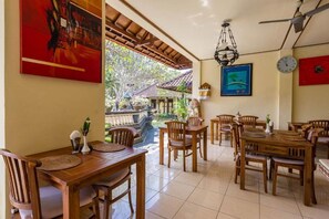 Dining - Sagitarius Inn Ubud (ubud)