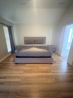 Unclassified image, 2 of 17, button - Beautiful home minutes from DFW airport centrally located in Euless! (Euless)