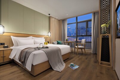 HiEase Central Boutique Hotel