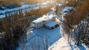 Unclassified image, 2 of 30, button - Santa`s Timber Haus • Sleeps 13 • Aurora Decks (North Pole)