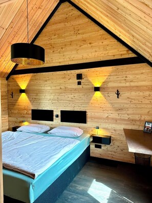 1 habitación, escritorio, tabla de planchar con plancha y wifi gratis 