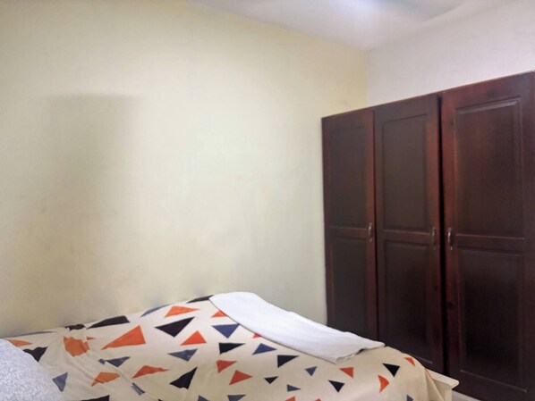 Room - Comfortable apartment next to Ave España (Santo Domingo Este)