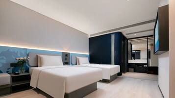 Standard Twin Room, City View | Premium bedding, desk, laptop workspace, free WiFi