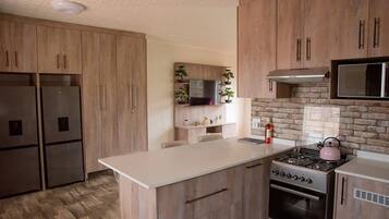 House, 3 Bedrooms, Patio, Garden View | Interior