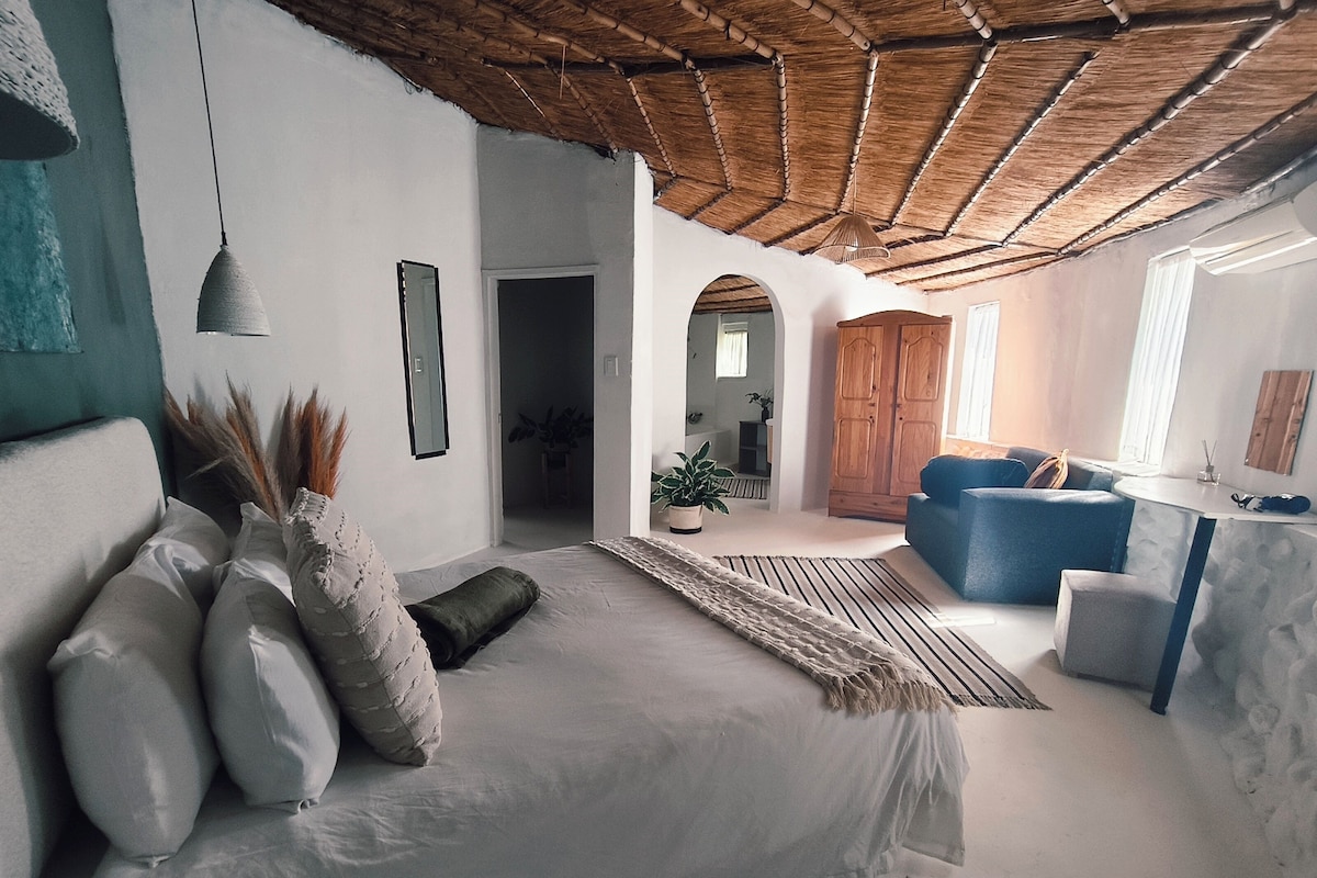 Villa Deluxe, patio, vista al jardín | Tabla de planchar con plancha y wifi gratis