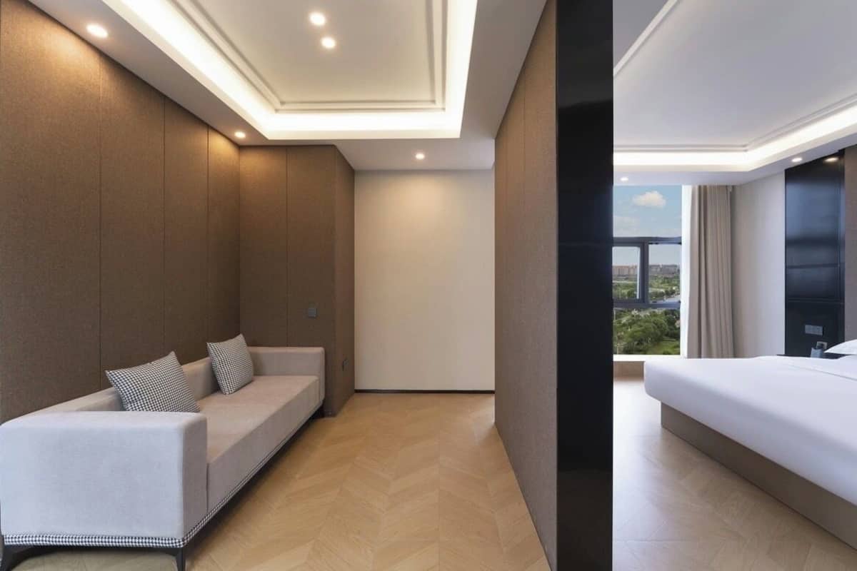 Suite, City View | In-room safe, blackout curtains, soundproofing, free WiFi