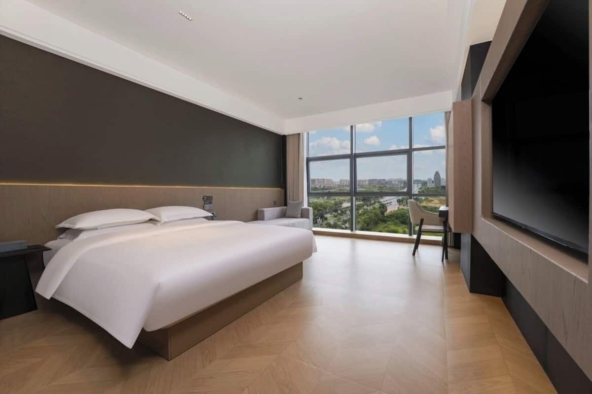 Superior Room, City View | In-room safe, blackout curtains, soundproofing, free WiFi
