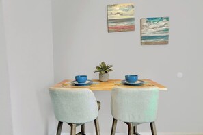 Dining - Seaside Escape 7 - Relaxing Coastal Escape (Fort Walton Beach)