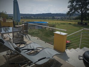 Outdoor dining - Vrbo Property (Groß Sankt Florian)