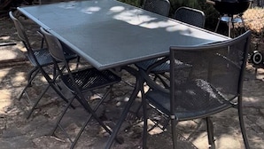 Outdoor dining - Monti Sibillini House: A Stone House in the Monti Sibillini National Park (Marche)