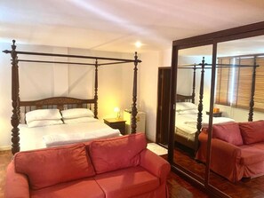 Chambre Simple Deluxe, balcon | Coffres-forts dans les chambres, Wi-Fi gratuit