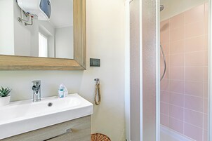 Standard Stüdyo, Mikrodalga (Gran Roc 9) | Banyo