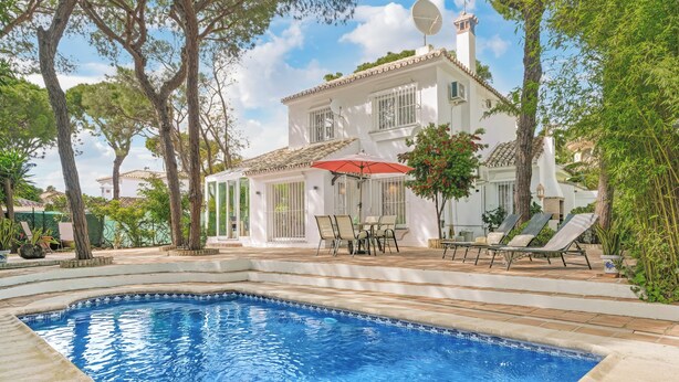 Unclassified image, 1 of 22, button - Marbella White Home, Calahonda, by Sol Maestranza (Calahonda)