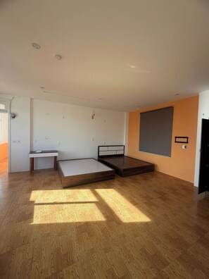 Habitación cuádruple Deluxe | Interior