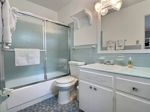 Bathroom - Portofino; Adler  5BR/2BA/ Large BackYrd wPatio (Montgomery)