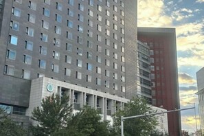 Exterior - Elong ME Hotel (Beijing Zuojiazhuang) (Beijing)