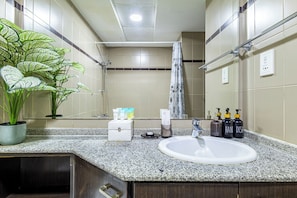 Unclassified image, 3 of 26, button - Studio Retreat In Reemram  Pool & Gym (Dubai)