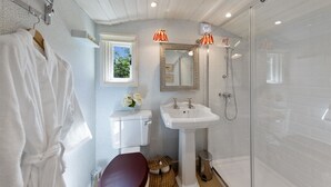 Haartrockner, Seife, Toilettenpapier