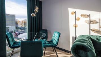 Standard Apartment, Balcony | Dining