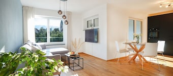 An Urban Oasis by the River—Views of the Old Town and the River