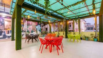 Double Room | Outdoor dining