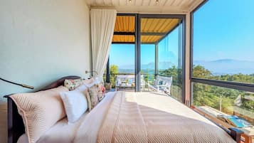 Luxury-Bungalow, Seeblick | Zimmersafe, kostenloses WLAN
