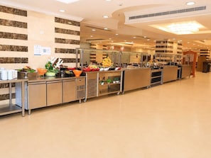 Habitación triple básica | Restaurantes