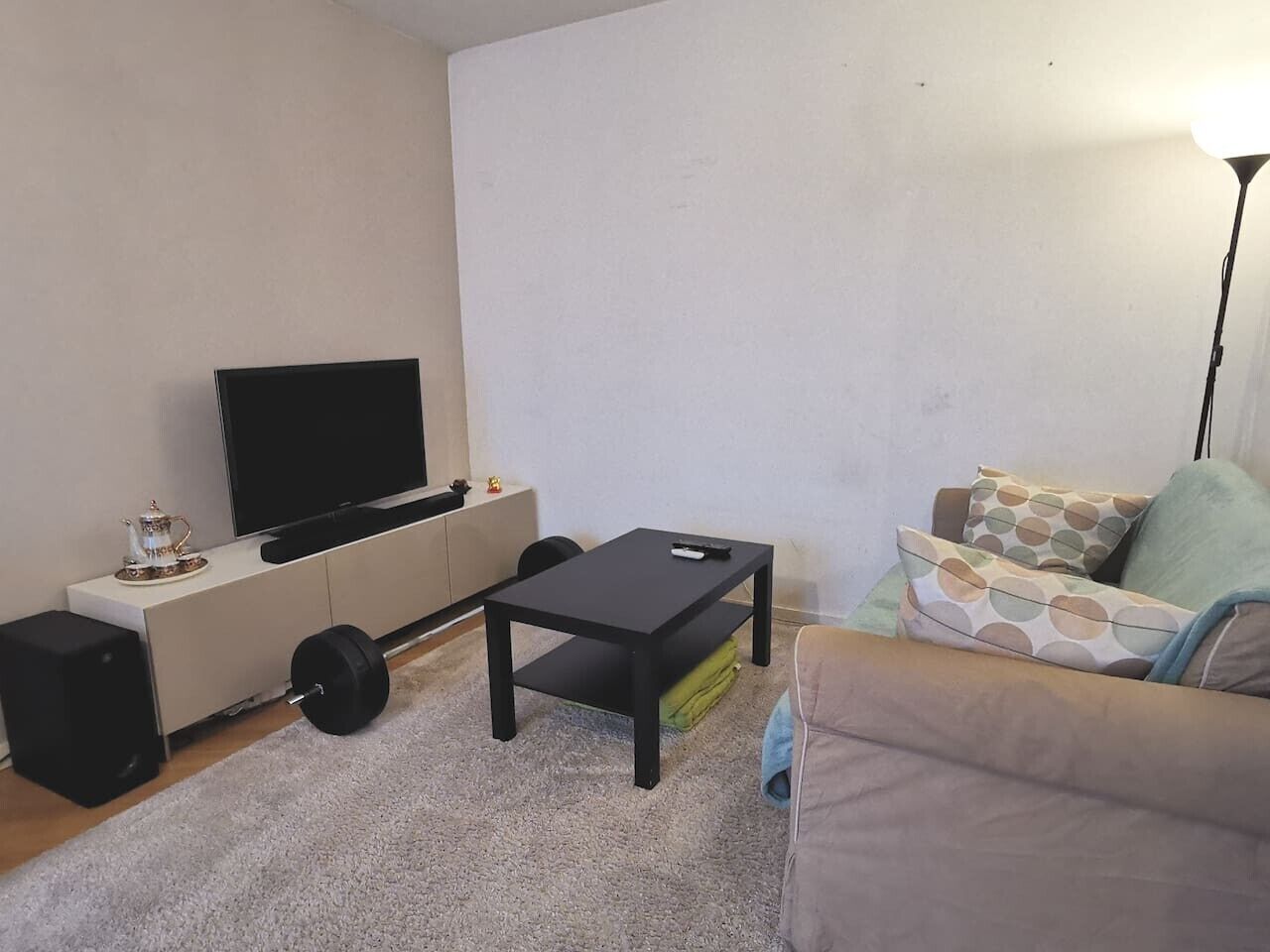 Télévision, chaîne hi-fi
