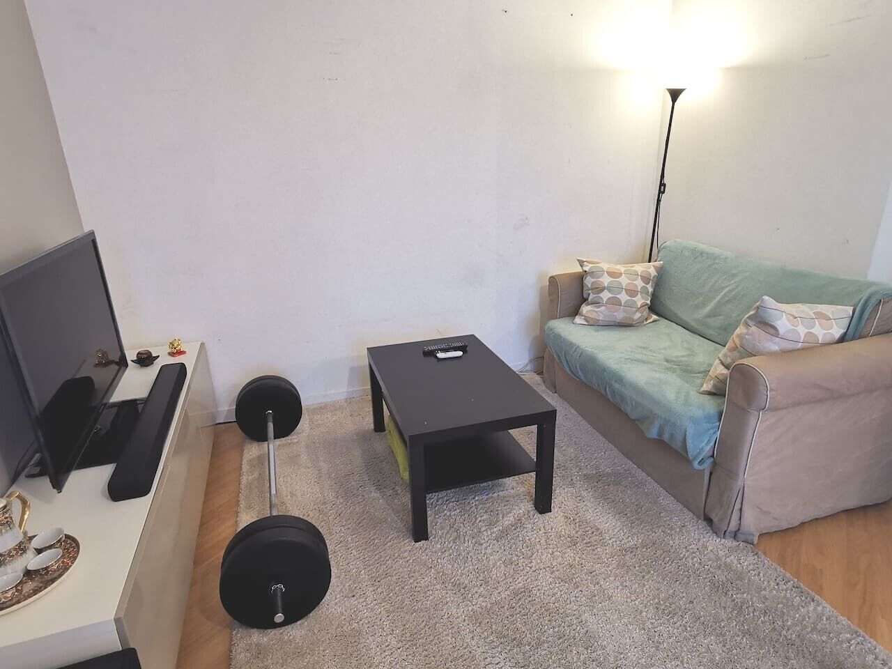 Télévision, chaîne hi-fi
